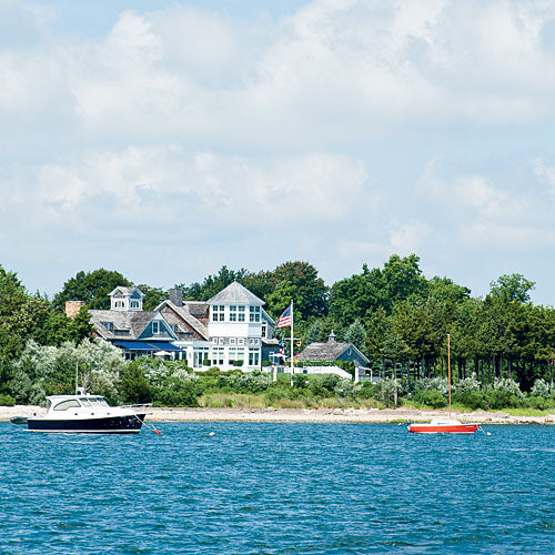 Boutique Spotlight: Relax Sag Harbor